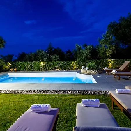 Sincerity Luxury Vila Tragaki