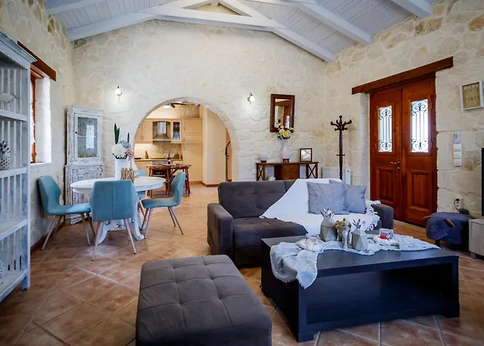 Sincerity Luxury Willa Tragaki